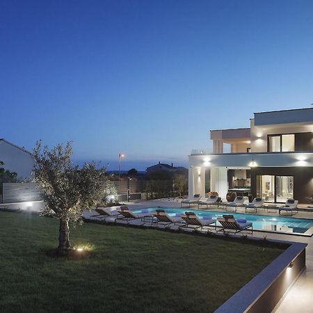Villa Ula Пула Екстериор снимка