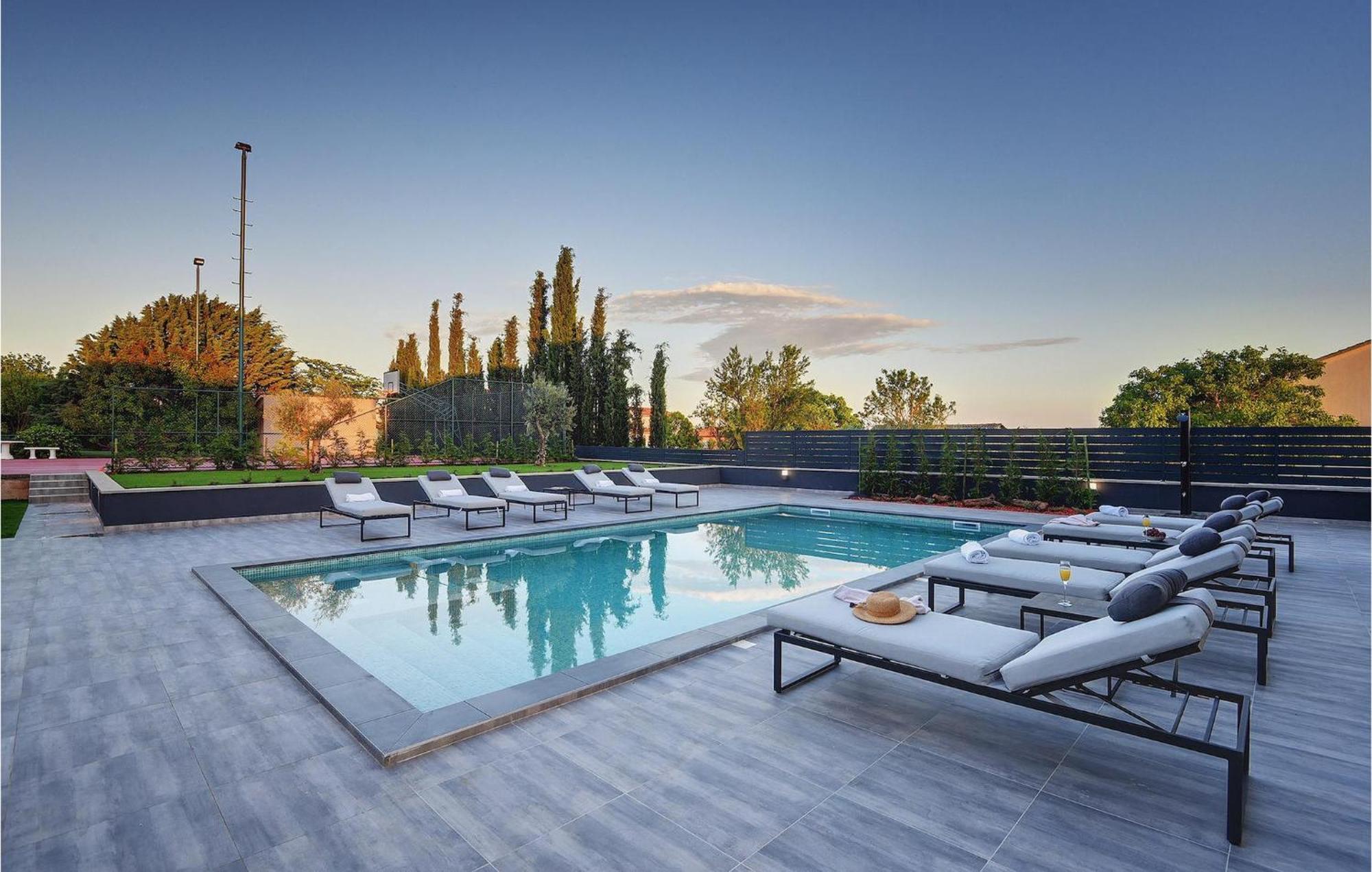 Villa Ula Пула Екстериор снимка